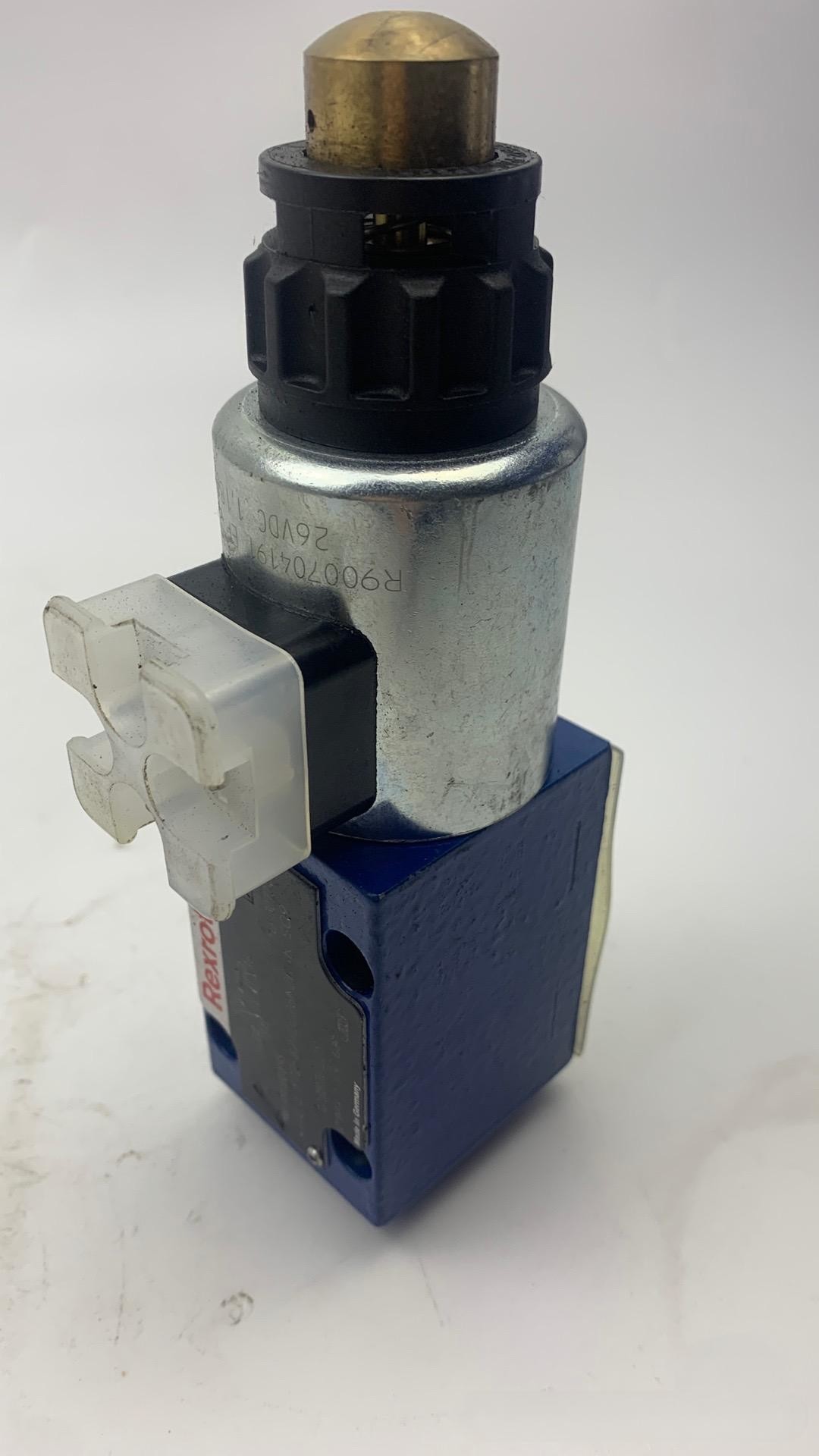 421954 NG6224VDC 4/2 Rexroth Reversing Valve Solenoid Valve Putzmeister Concrete Pump Truck Parts 100% New
