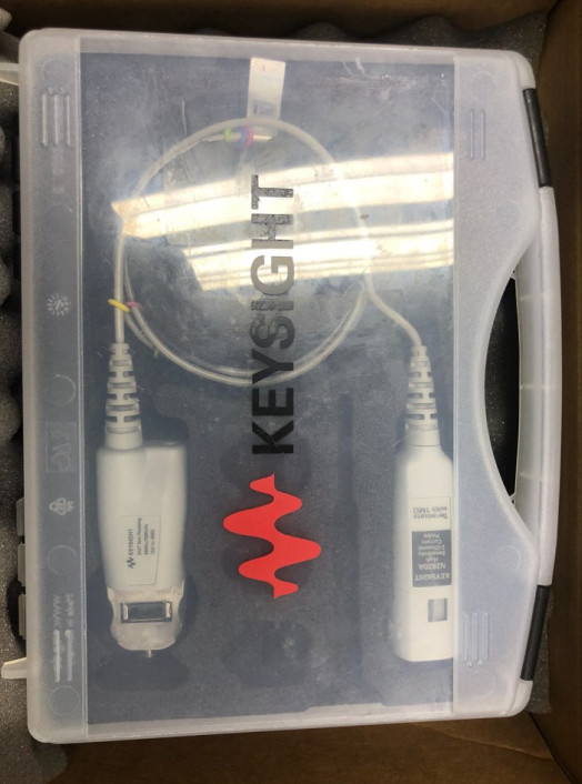 Keysight N2820A 3 MHz/50uA High Sensitivity AC DC Current Probe 2-Channel Battery Powered