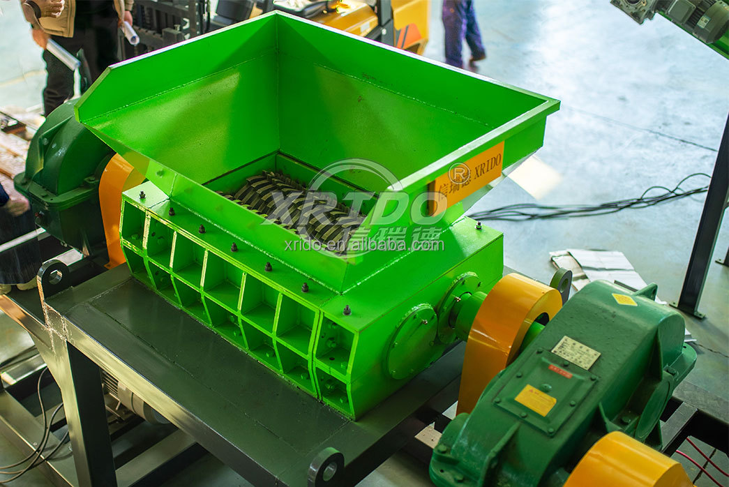 CE ISO Glass Shredding Machine Plastic Crushing Machine Pet Bottle Crusher