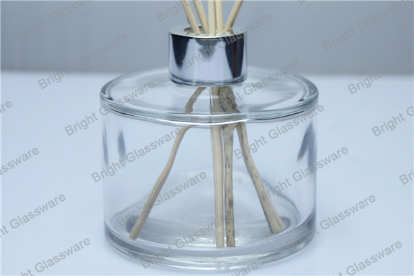 Best quality 7oz/ 200ml perfume glass bottle with knob lid