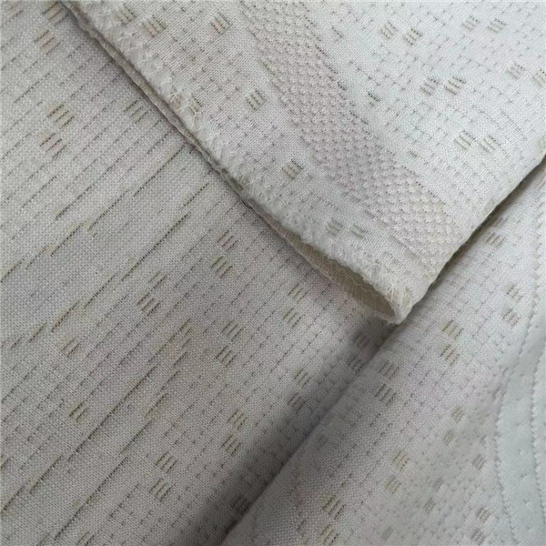 55 Polyester 45 Spun Poly Patterned Seersucker Fabric 300DX12S 280Gsm 230CM Breathable Water Resistant Fabric