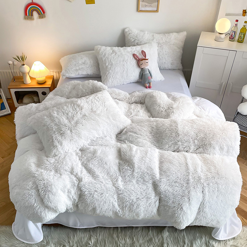 Plush Shaggy Velvet Fluffy Bed Duvet Covers Set in Multi Color Custom Luxury Designs