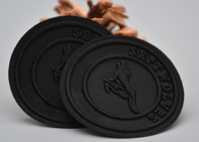 Woven Fabric Heat Transfer Labels Embossed Logo For Clothing
