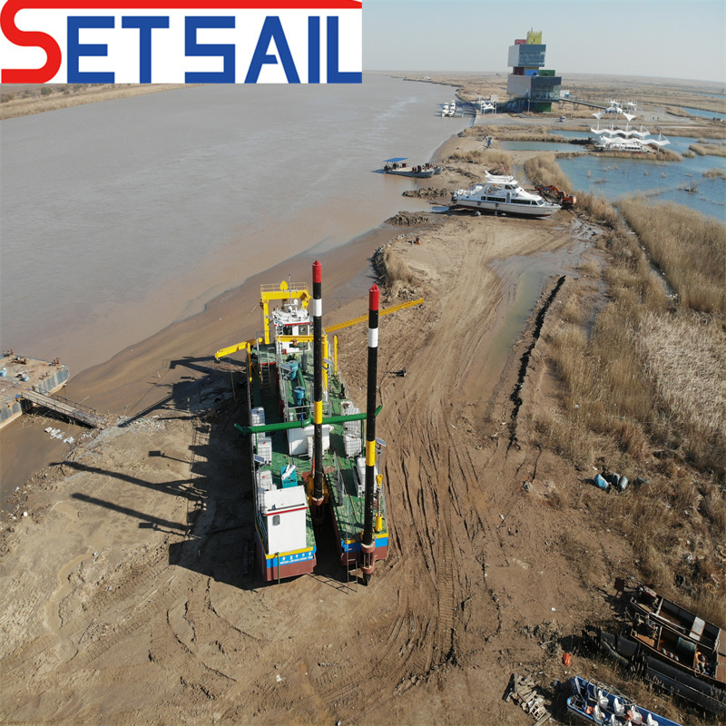 Cummins Diesel Engine Wheel Bucket Dredger Used in Digging Sand