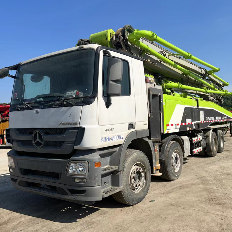 Zoomlion Hydraulic Used Truck Concrete Pump Closed Loop 600 L