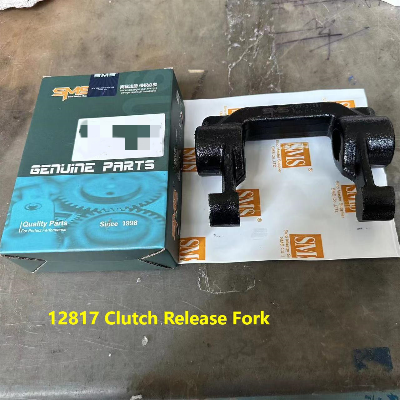12817 Clutch Release Fork HOWO Truck Parts Release Yoke Clutch Fork FAST Gearbox