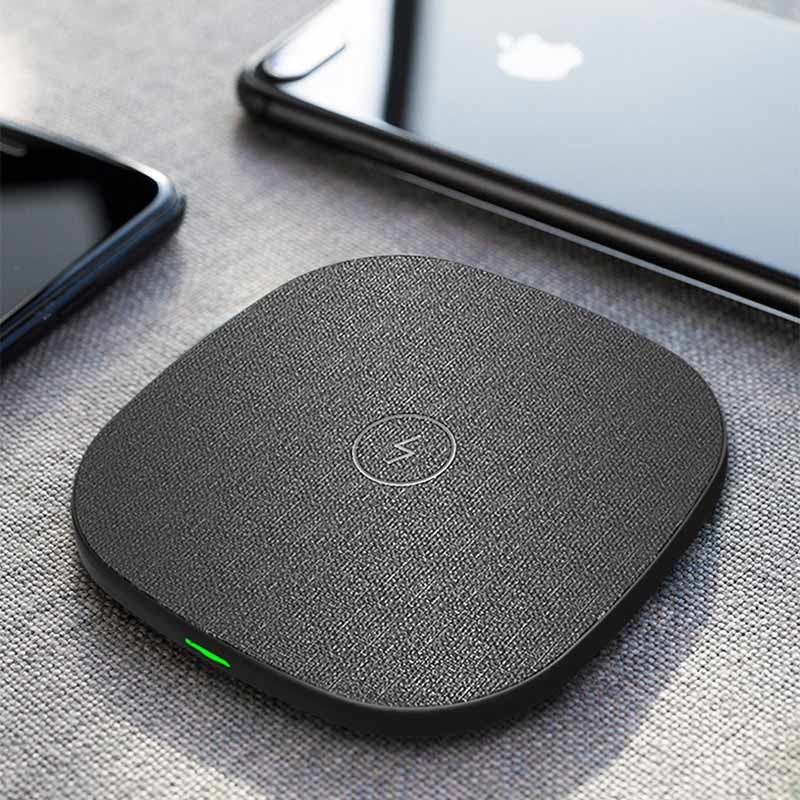 Custom Safe 7.5W Leather Wireless Charging Pad For Mobile Phone