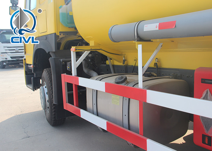 LHD & RHD 20000L Gas Liquid Tanker Truck 336hp Euro 2 HW 76 Cab With Pump
