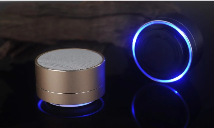 2018 New products A10 mini bluetooth ibastek 3W speaker with colorful LED FM radio