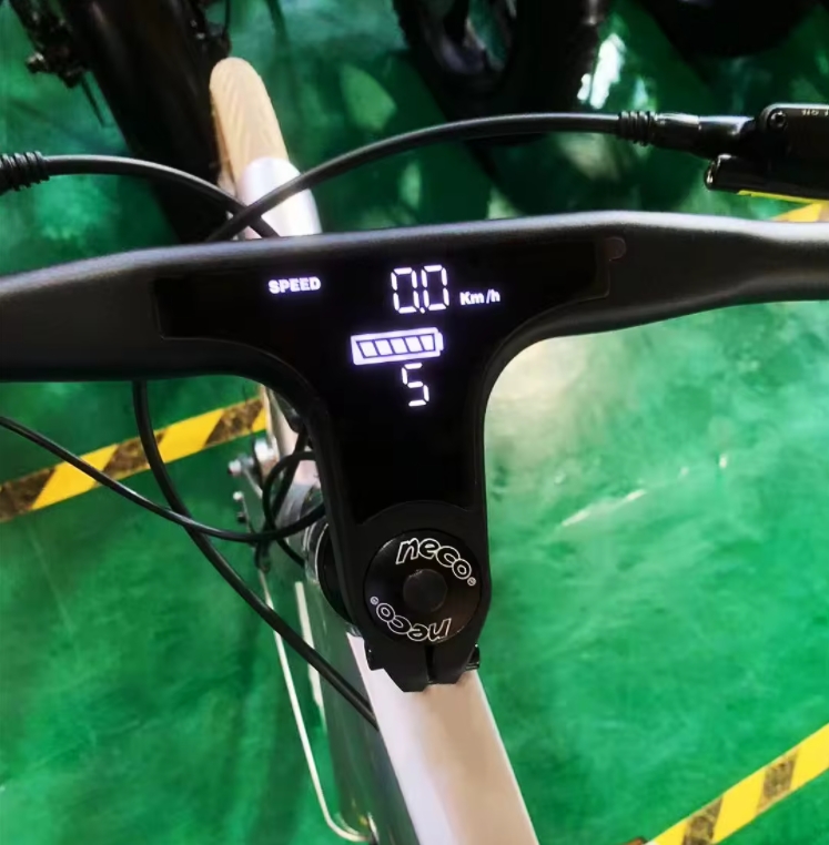 Aluminum Alloy Frame 700C Electric Road Bike With 36V 250W Belt Drive Lithium Battery
