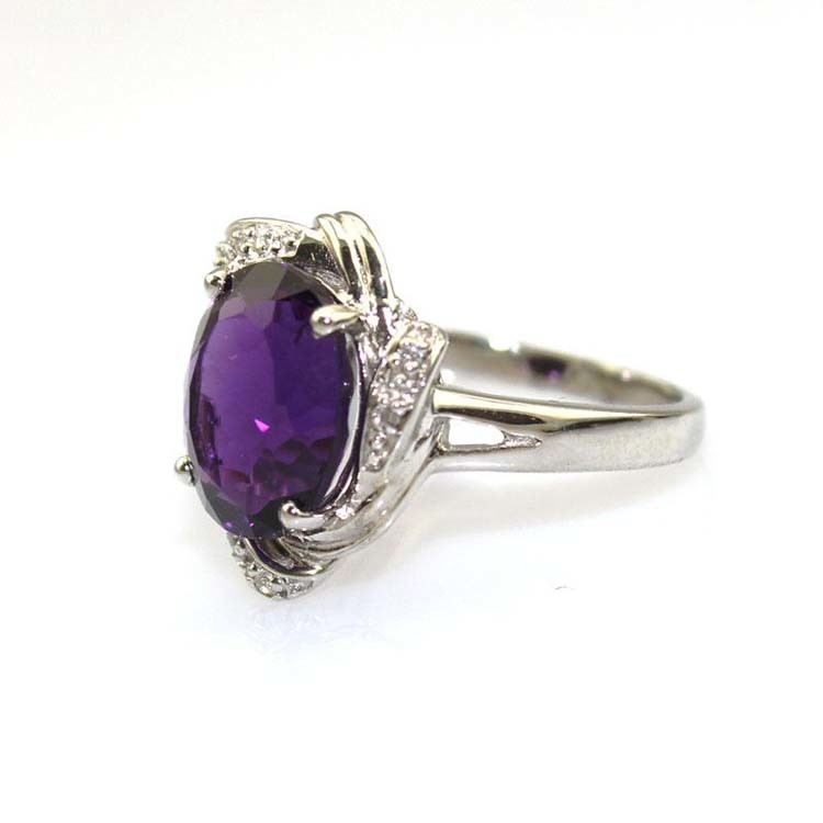 Sterling Silver Ring 10mmx12mm Oval Garnet Cubic Zircon (R209)