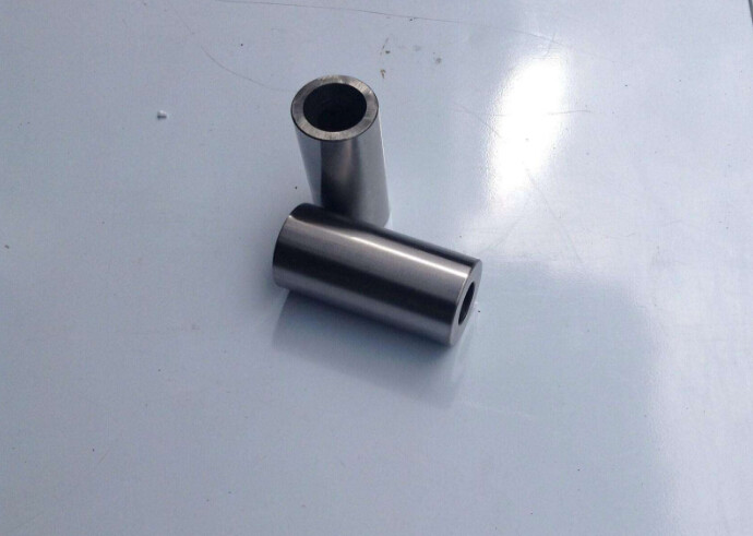 Durable Cummins Engine Piston Pin For Kinglong Higer Bus Part Number C3950549