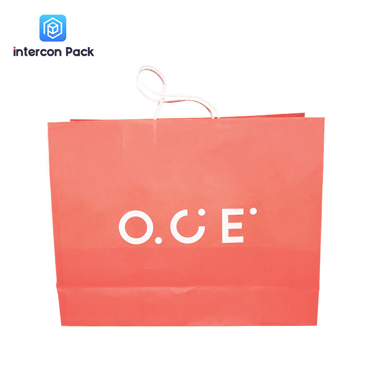 ODM Matt Varnish Kraft Paper Shopping Bags Reusable For Garments