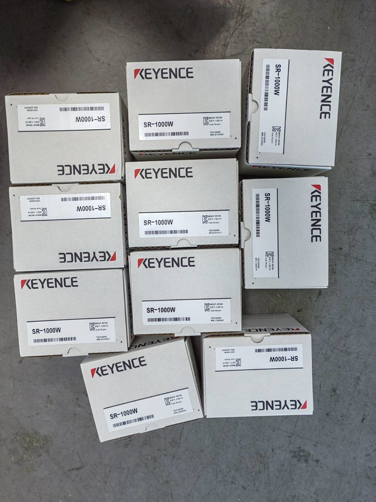 KEYENCE Automatic Focus Code Reader SR-1000W