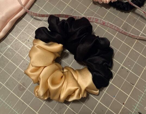 OEM ODM Round Silk Padded Headband , 3.5cm Night Mulberry Silk Scrunchies