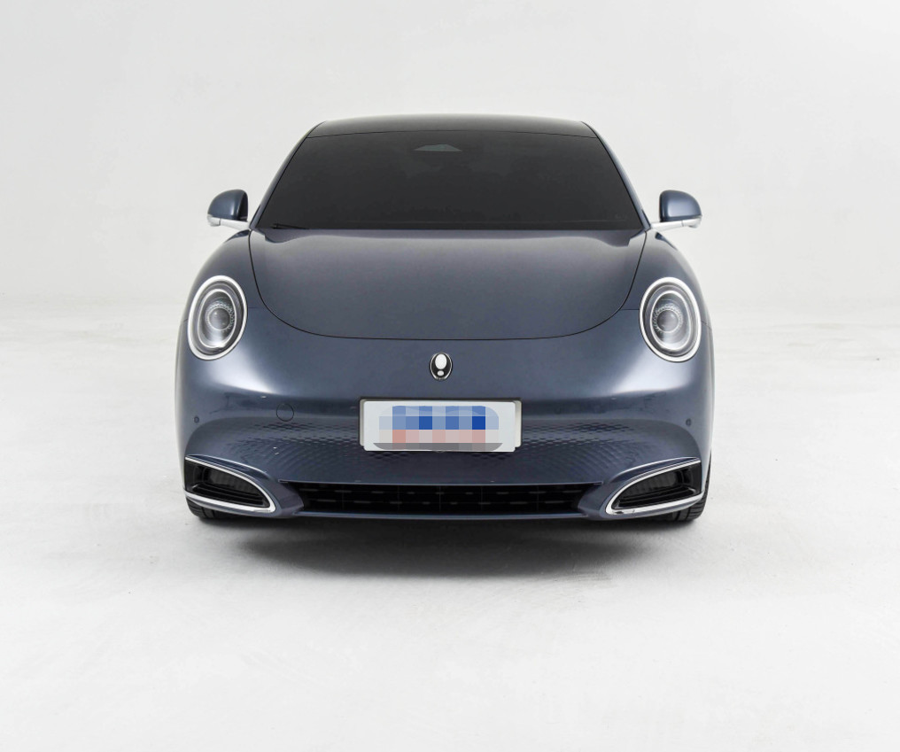 ORA Lightningmao 2022 600km Four Wheel Drive High Performance Electric Sedan