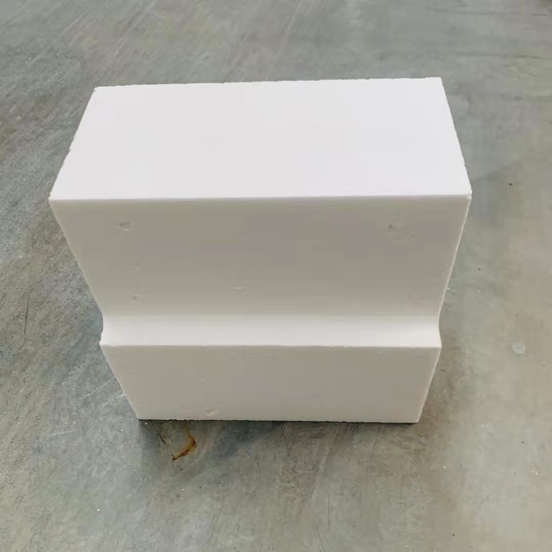 Refining Furnace Corundum Brick with 0.09% MgO Content and Temperature Resistance