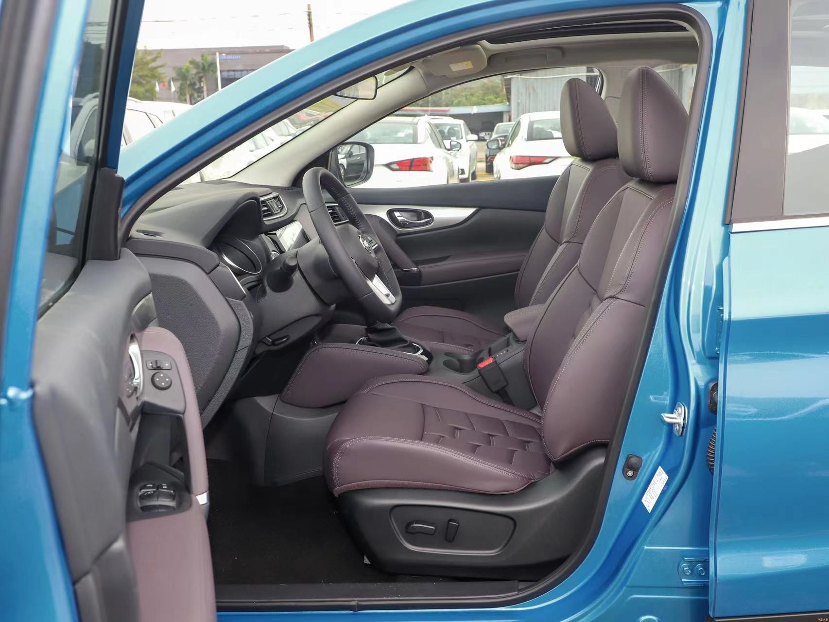 Nissan Qashqai 2022 2.0L CVT XV Zhixiang Version Compact SUV Gasoline 5 Seats