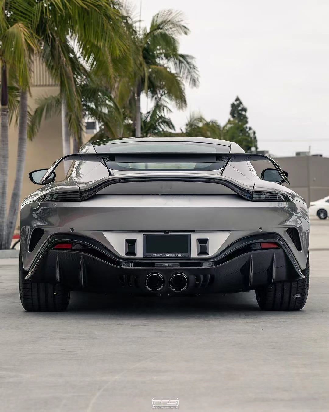 2020 Vantage Aston Martin Body V12 F1 Style Kit Front Rear Bumper