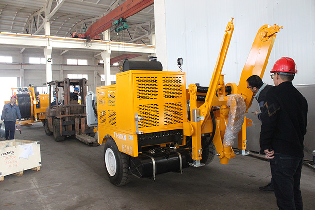 Bull-wheel Diameter 540mm 90kN Hydraulic Puller Transmission Line Stringing Equipment