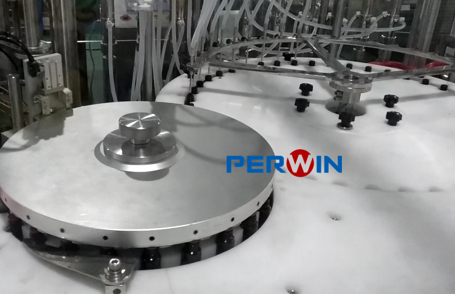 High Speed Small Vial Filling Line / Glass Bottle Filling Plugging And Sealing Machine