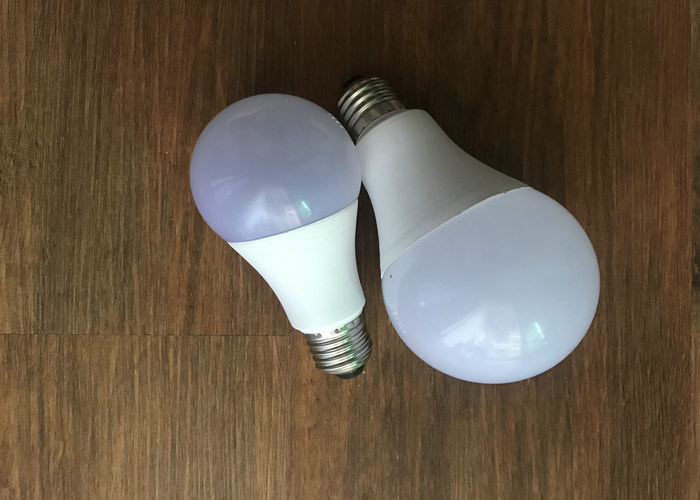 Industrial 7W E27 LED Spot Bulb Milky PC Cover Built in Aluminum 3000K SMD2835