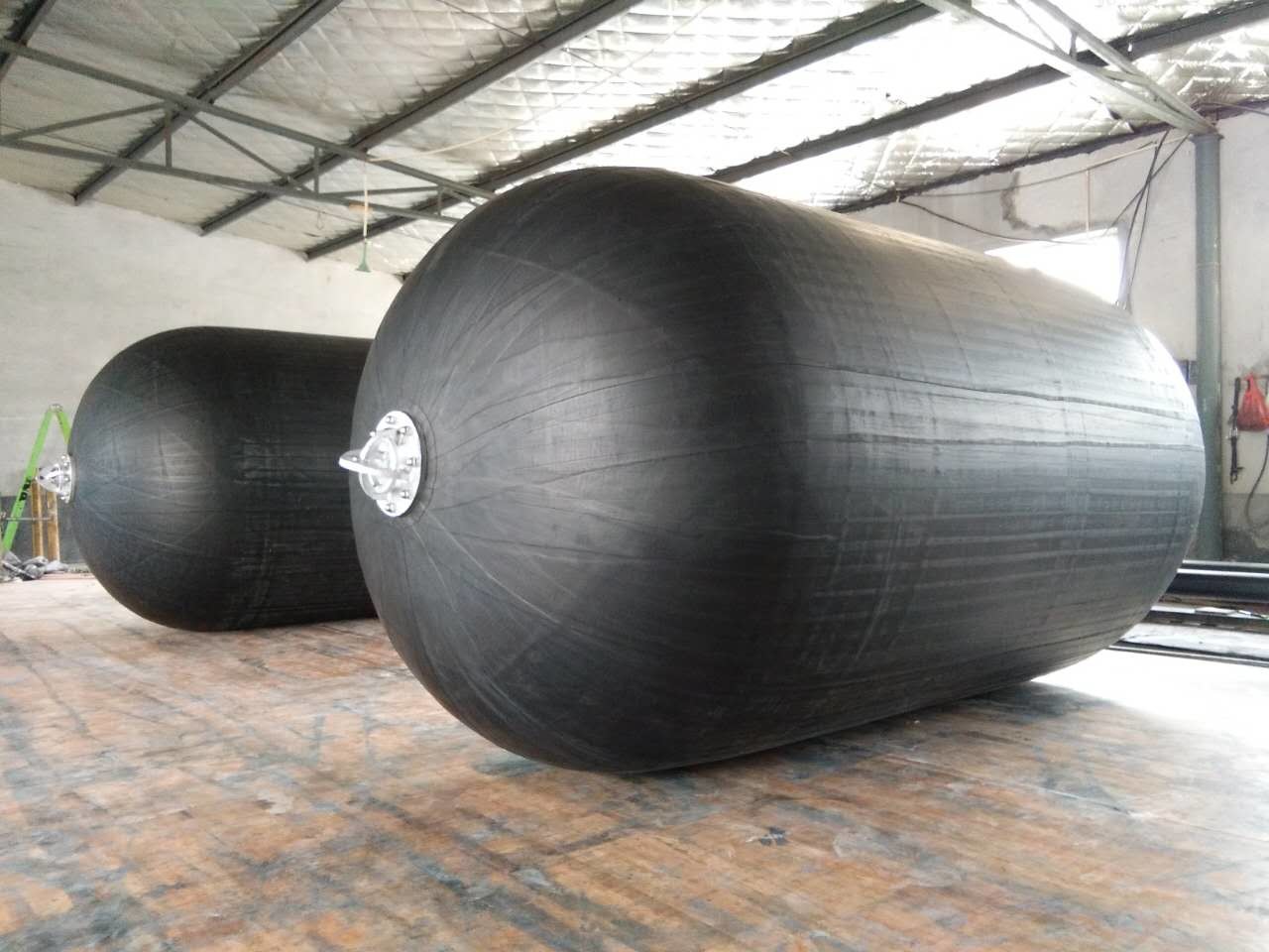 50Kpa 80Kpa Hydropneumatic Submarine Rubber Fender Dock Sling Type