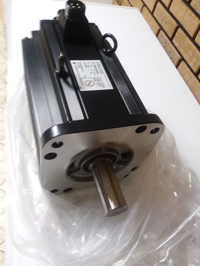 USAGED-30A22S  YASKAWA Servo Drive Original New 3 Working Days Delivery 0