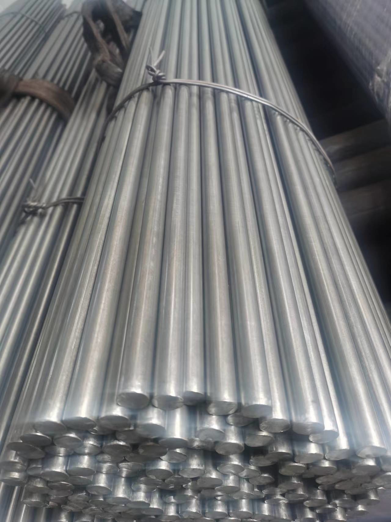 1040 12l14 Cold Rolled Steel Round Bar Rod 1 Inch 1.5 Inch 2 Inch 5-80mm