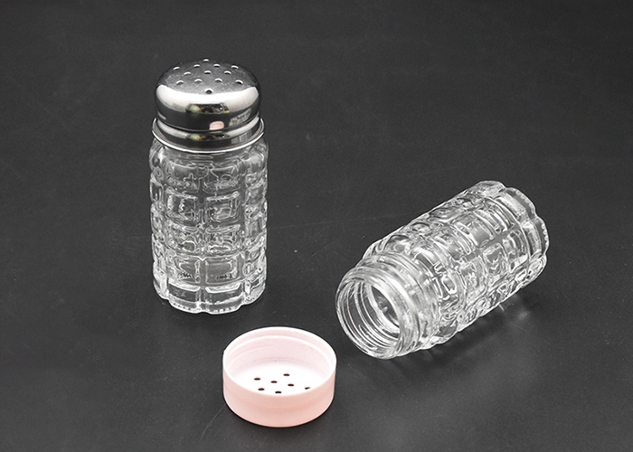 Unique Embossed Round Empty Glass Jars High White Glass 50ml Capacity For Pepper