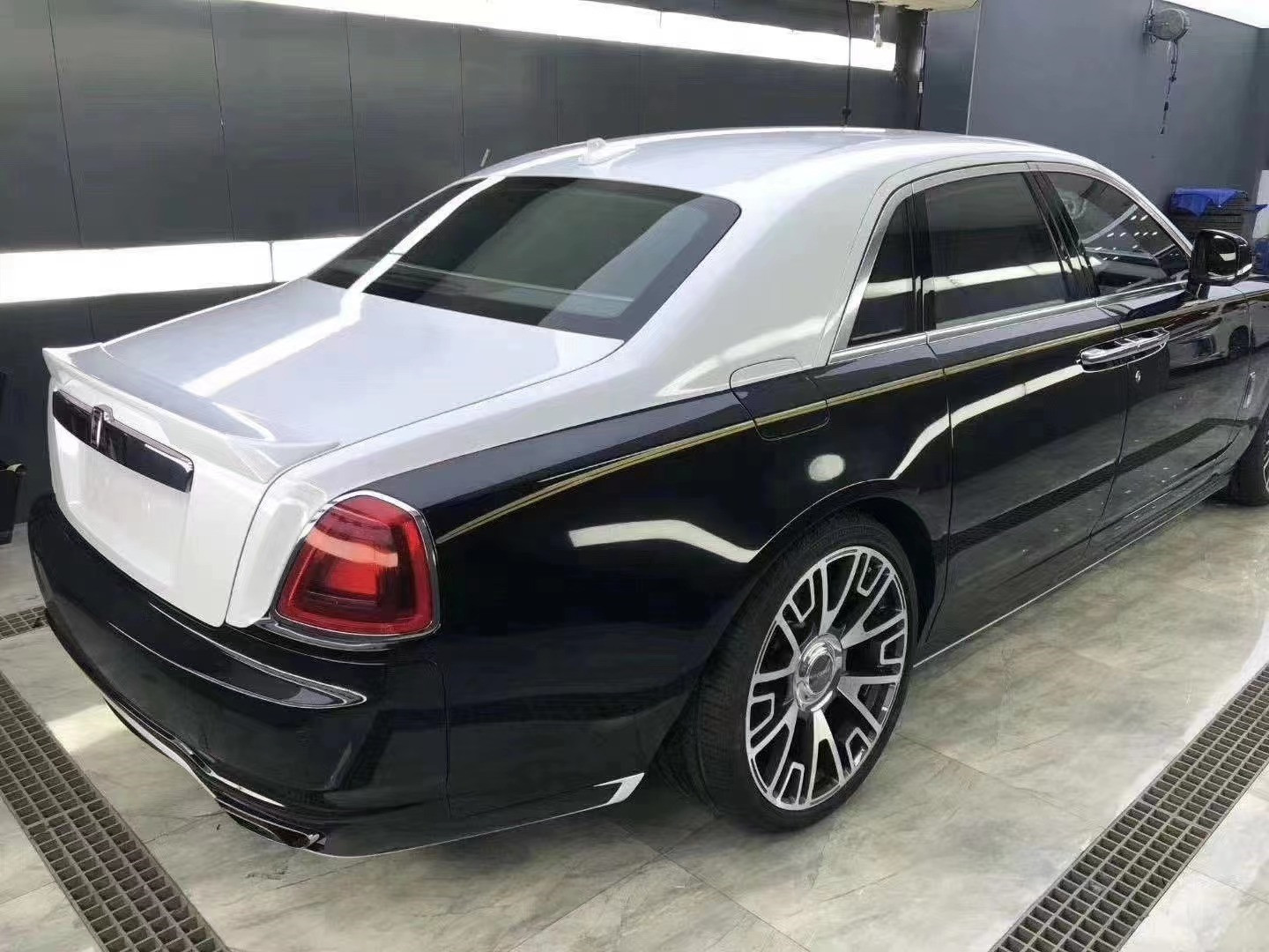 CSS Design Body Kit Rolls Royce 2008 - 2016 Carbon Fibre Body Kit
