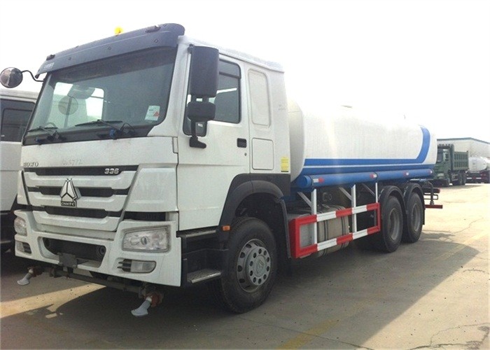 ZZ1257N3647 6x4 HW19710 HOWO Water Tank Truck
