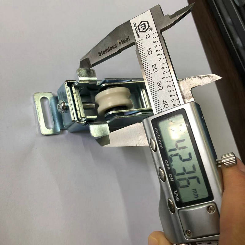 32-55mm Width Zinc Coated Aluminium Alloy Sliding Door Roller Nylon Wheel Door Bearing