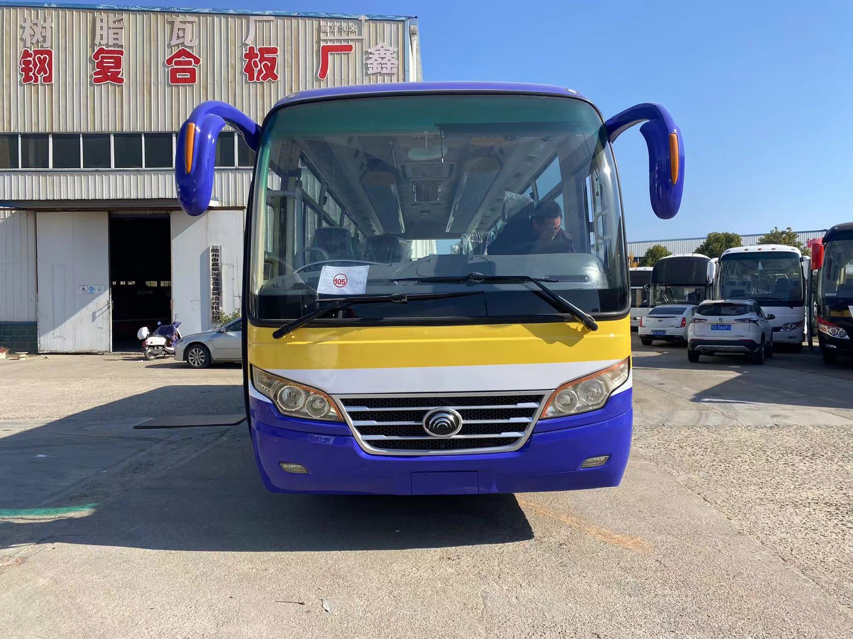 Left Hand Drive 45-46 Seater Used Coach Buses with 6-8L Engine Capacity