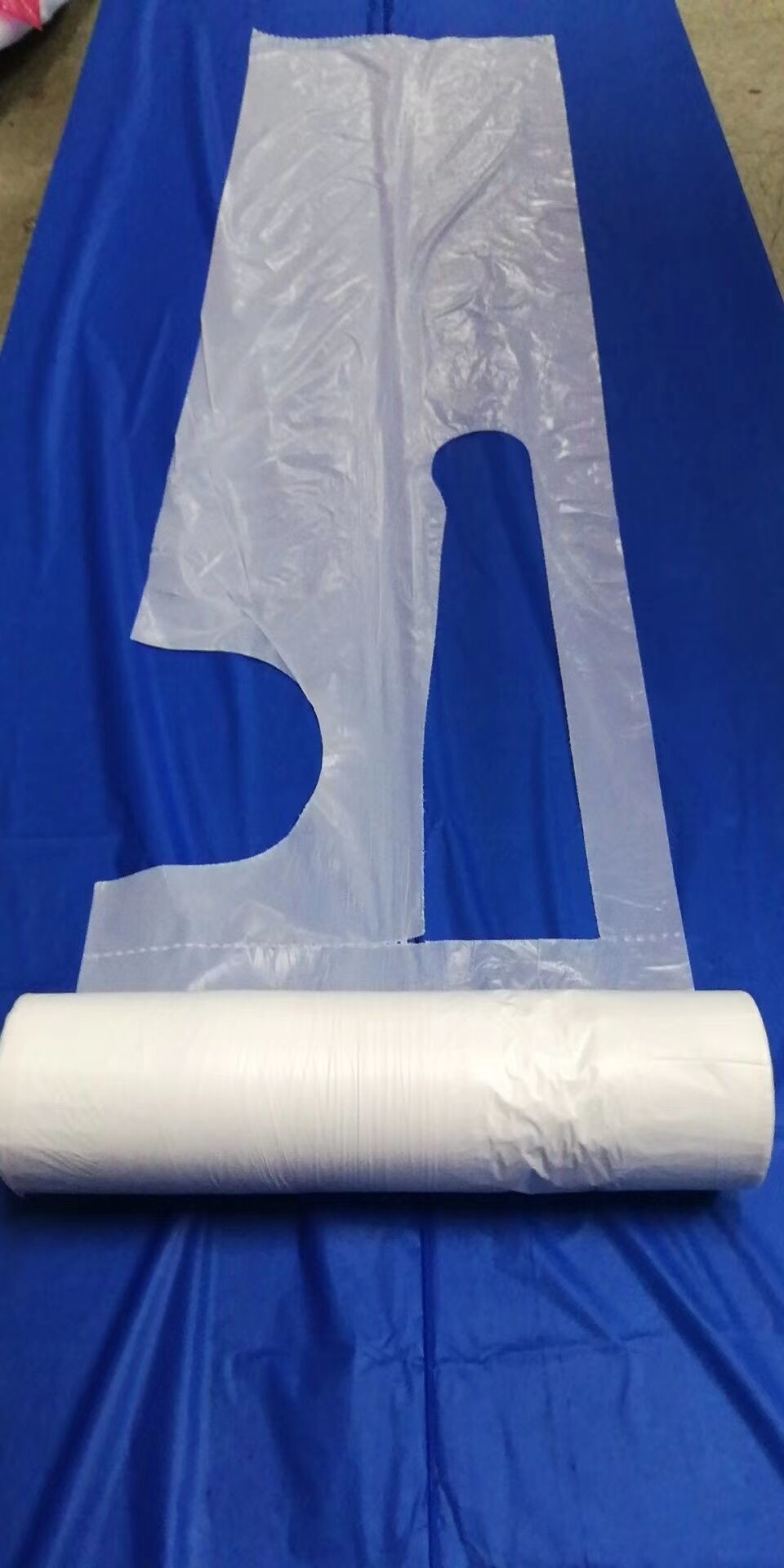 Medical Protective Cpe Plastic Surgical Gown Easy To Wear And Removal