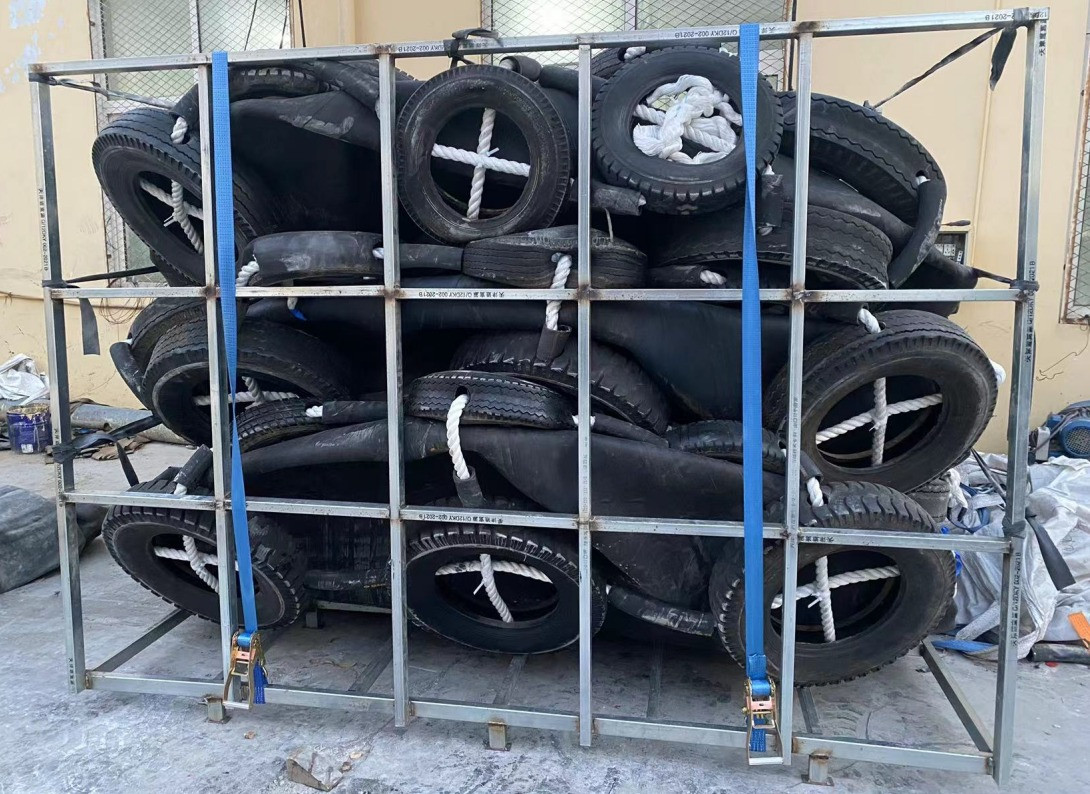 Boat Protection with Inflatable Rubber Fenders and Dipped Tyre Cord Fabric Materials
