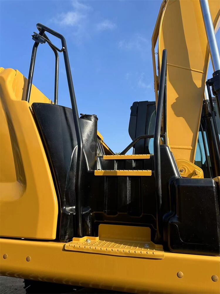 Original Used CAT 320D Excavator 20 Ton with 455 Working Hours and Hydraulic Pump