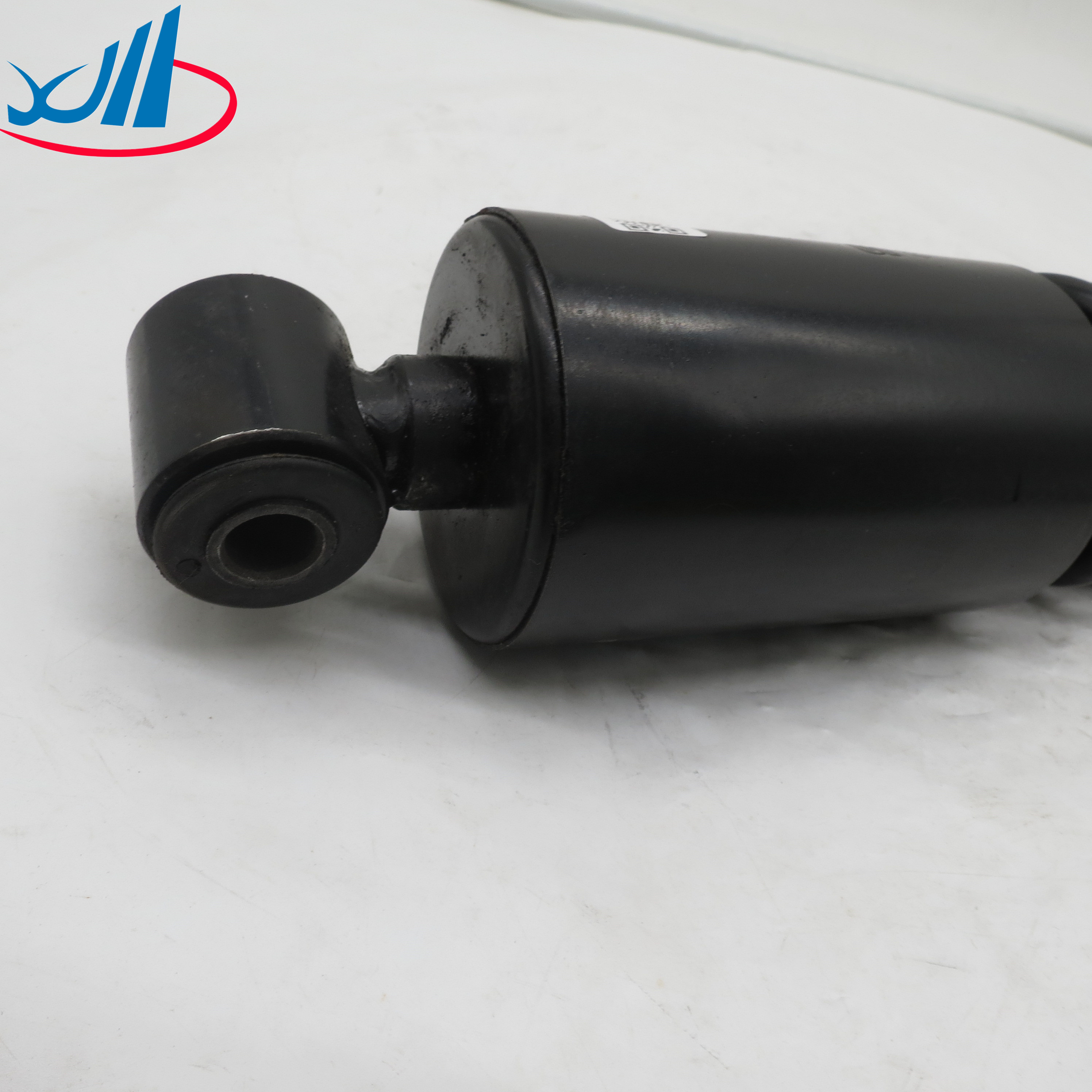High Quality Shock Absorber Shacman Truck Spare Parts 60153397