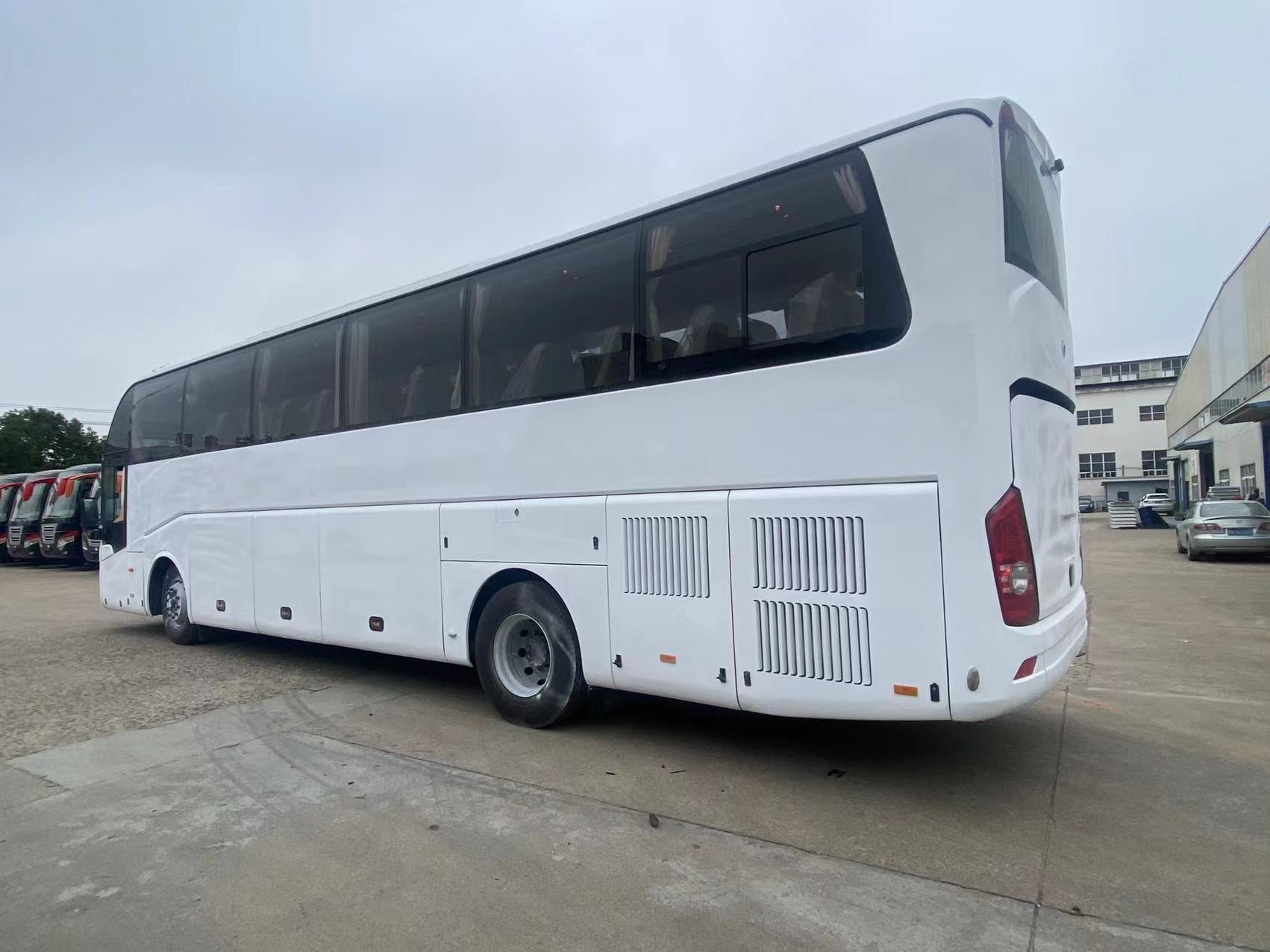 Best Refurbished 60 Seats Youtong Bus for B2B Passenger Coach Bus Deisel Luxury Used
