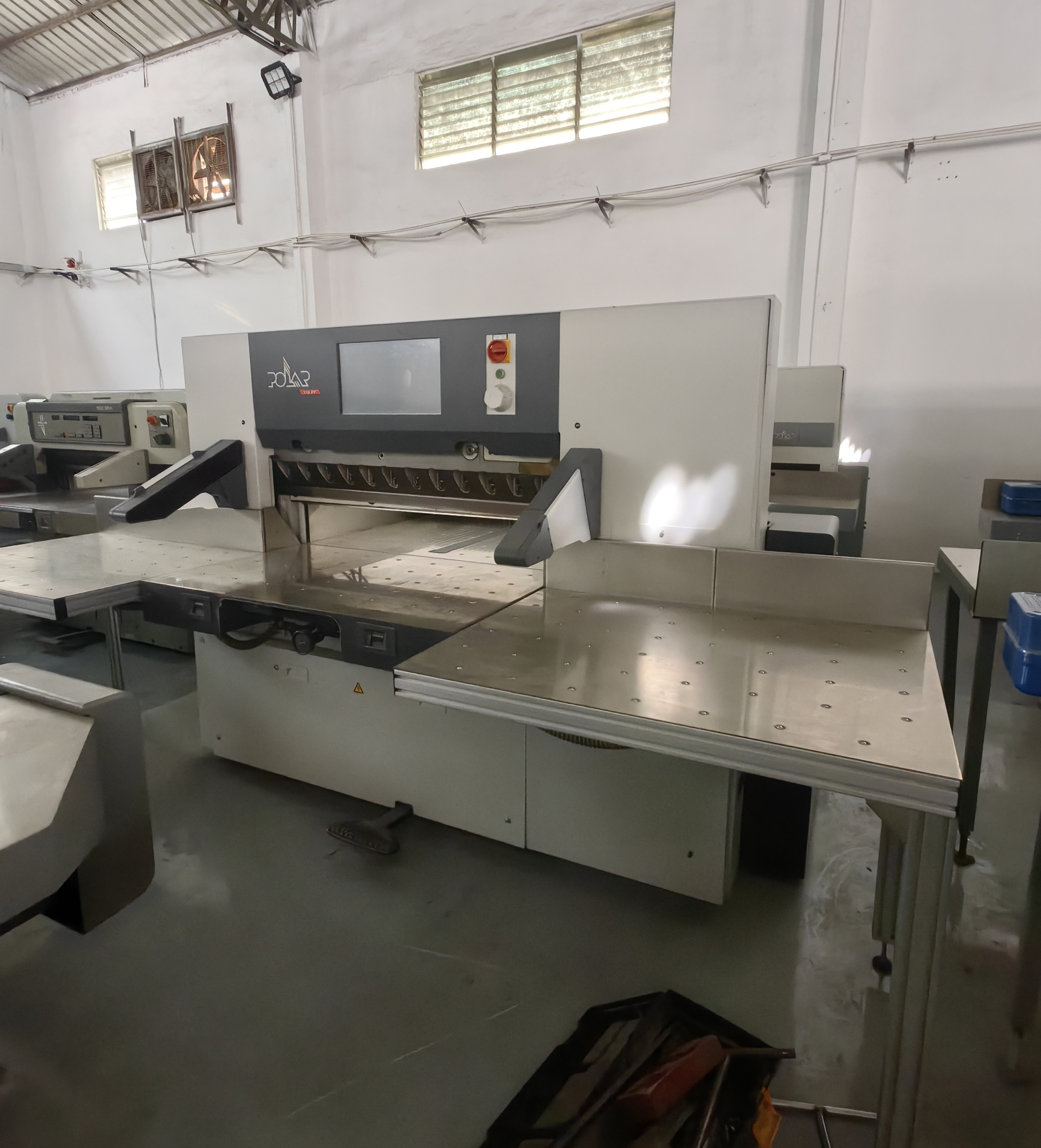 380V Used Polar Paper Cutting Machine 380v PLC Automatic Paper Cutter