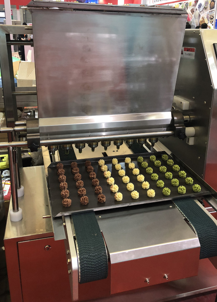 ISO9000 Reciprocating Head Depositor Cookie Manufacturing Machines