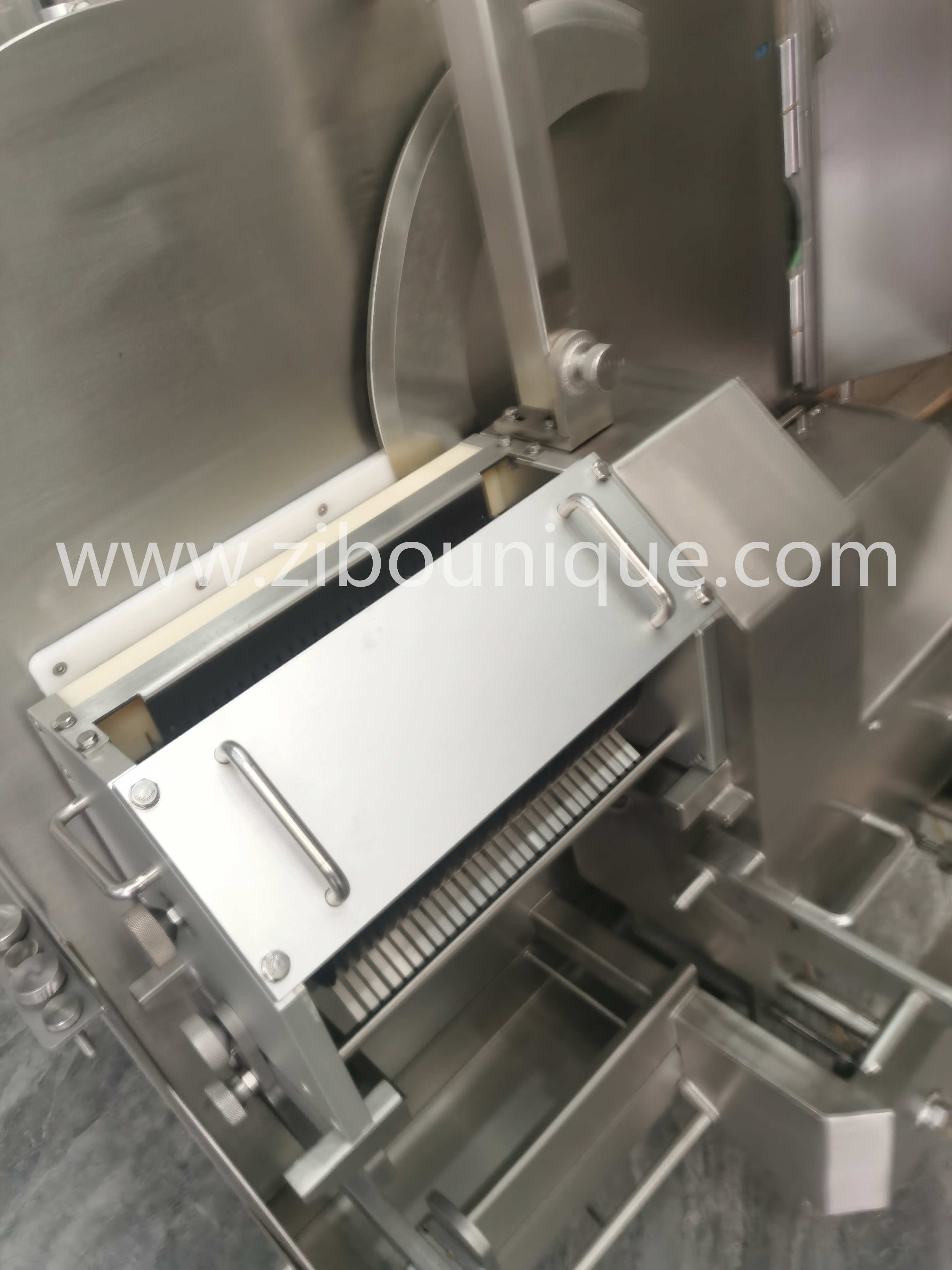 Food Beverage Shops Beef Lamb Pork Chicken Breast Cube Cutter Dicing Machine