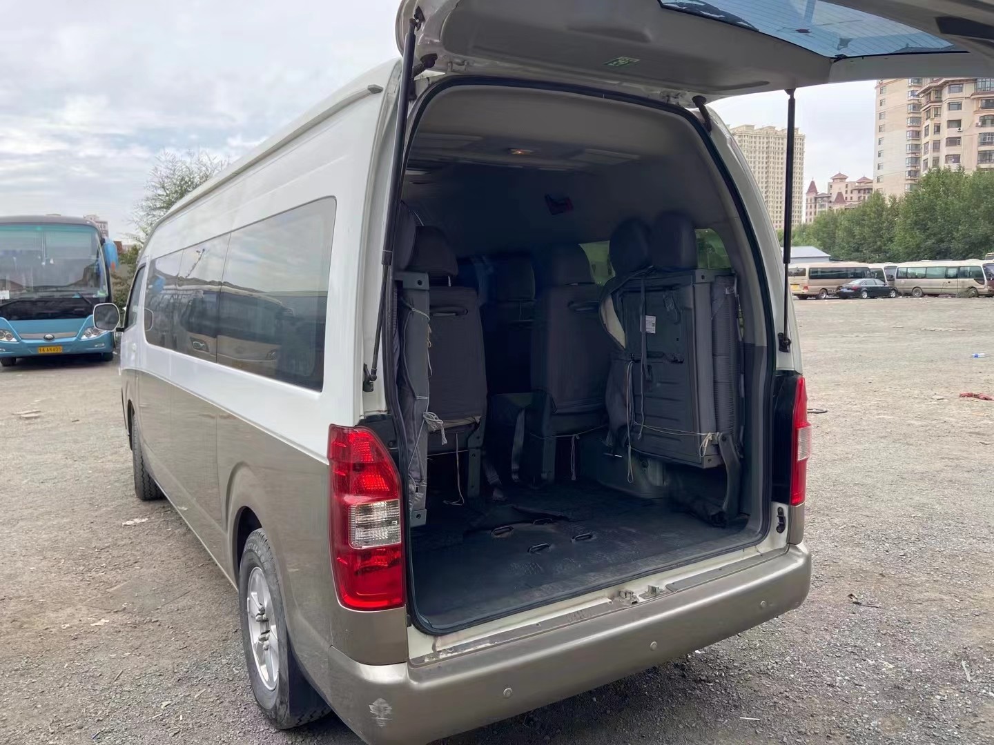 2016 Year 18 Seats Used Mini Bus Gasoline JINBEI Hiace 3TZ Engine No Accident In Good Condition