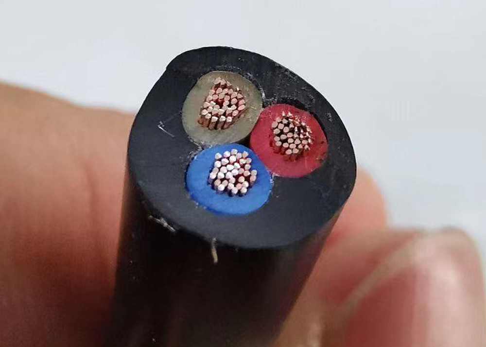 PVC Cable Extruder Machine , Wire Extruder Machine For 10 16 25 35 50 70 95
