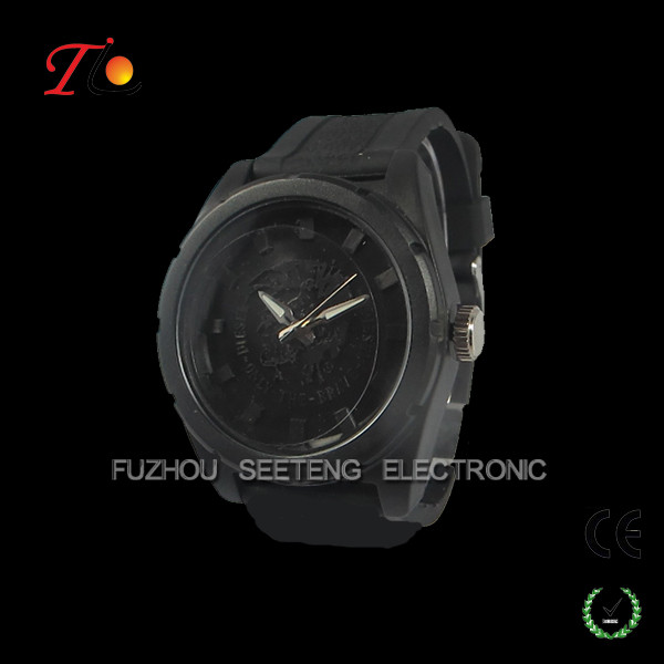 New arrivial fashional custom logo silicone plastic watch with all normal color available