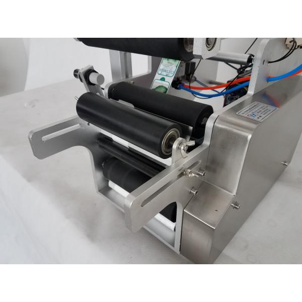 Pneumatic Packaging Labeling Machine Semi Automatic For Round Bottle
