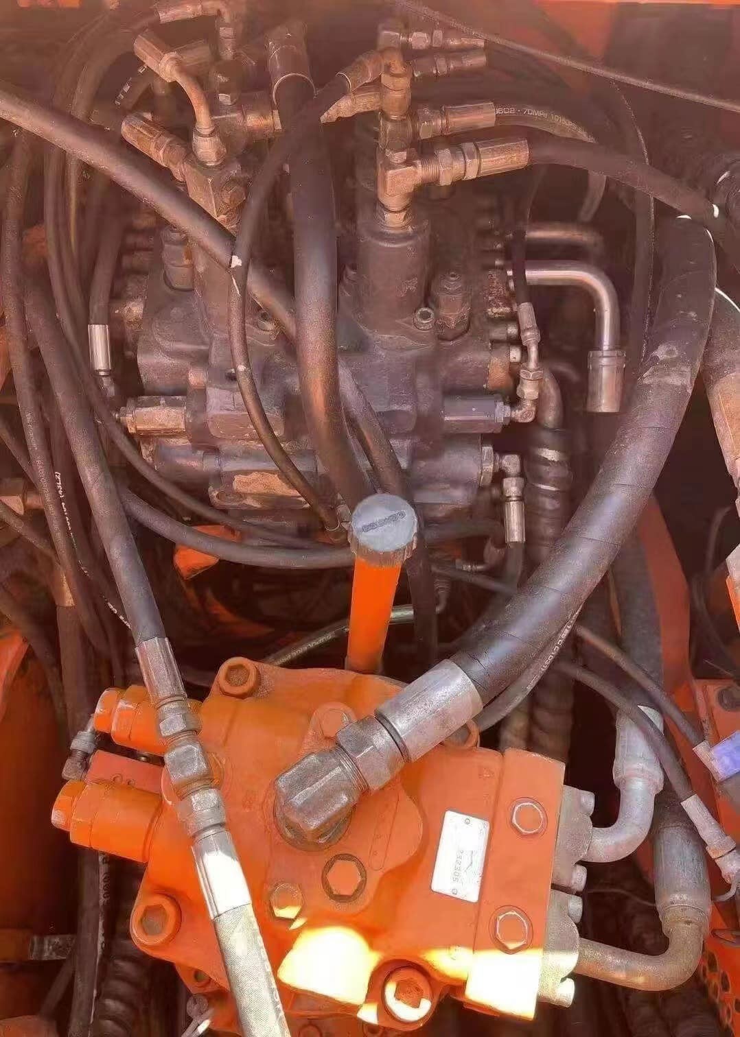 Used Doosan DH170w-7 Hydraulic Wheel Excavator 0.6m3 Bucket Capacity