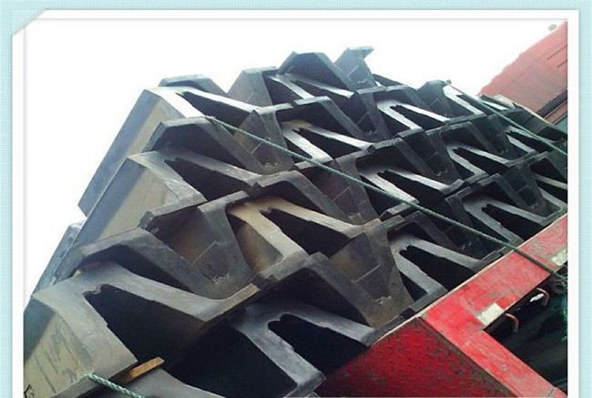 Flexible Marine Arch Rubber Fender V Fenders Arch Rubber Fender High Elongation
