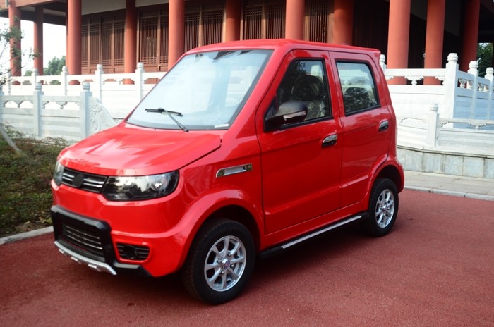 Red Color Four Seater Electric Car , Economic Smart Fully Electric Vehicles