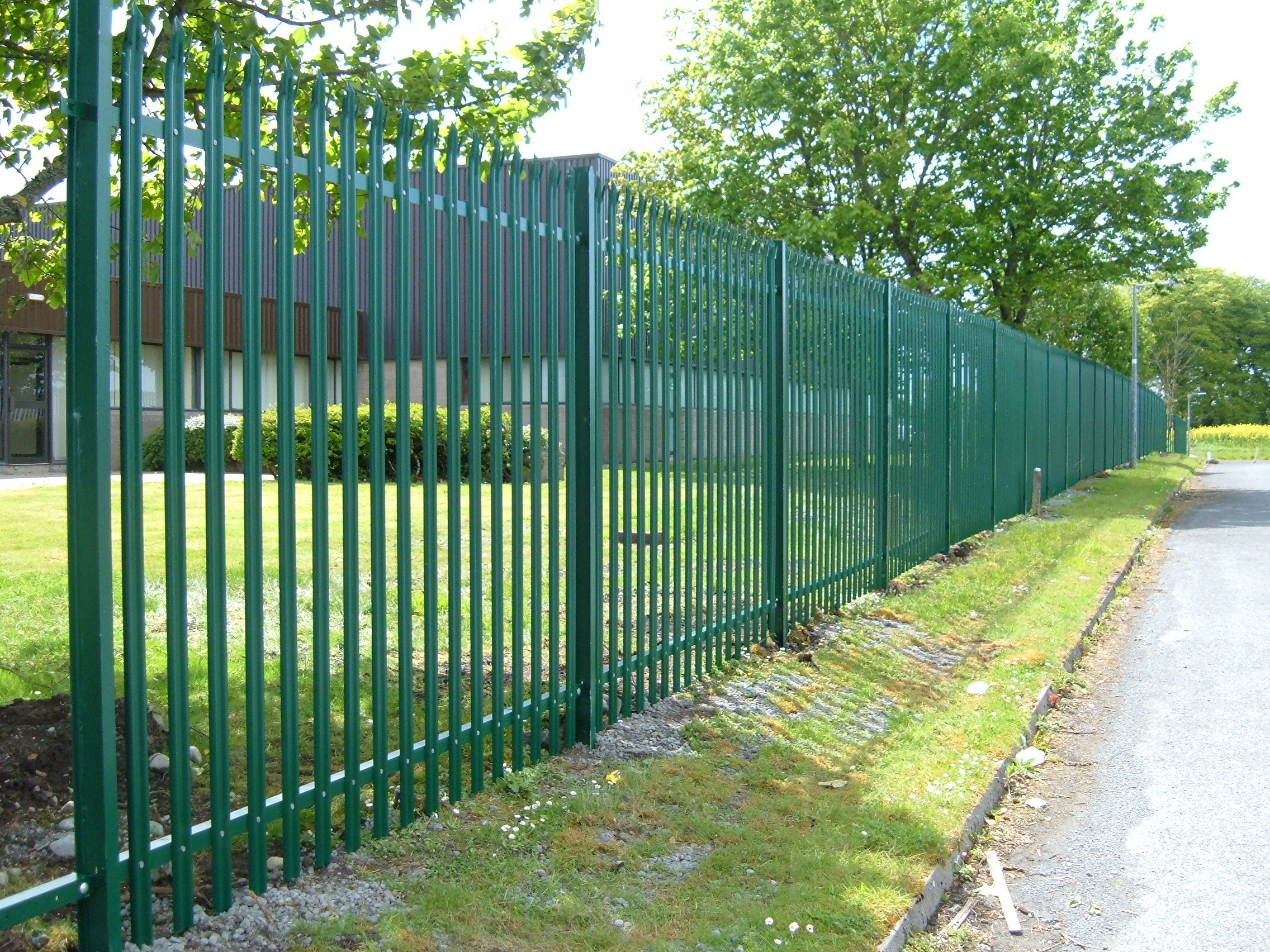Powder Coated 1.8m High Steel Palisade Fencing With Double Gate